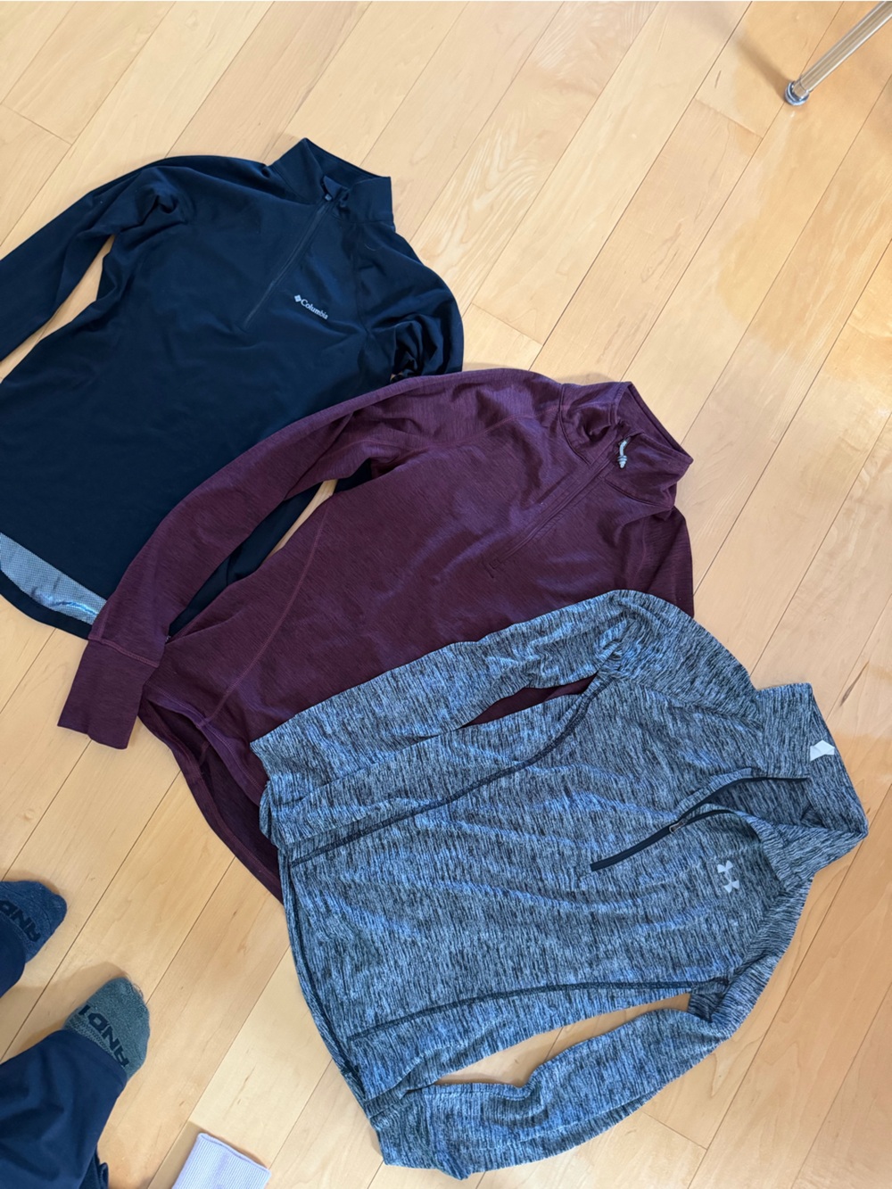 Under Armour Gray Heather, Maroon & Black Performance 1/4 zip Pullovers (3-Pack)